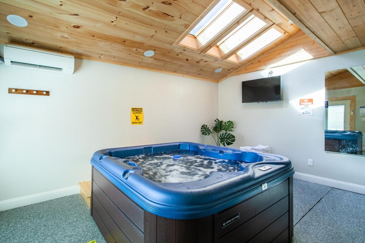 Mountain Breeze Private Pool Hot Tub Games Villa Sevierville Exterior foto