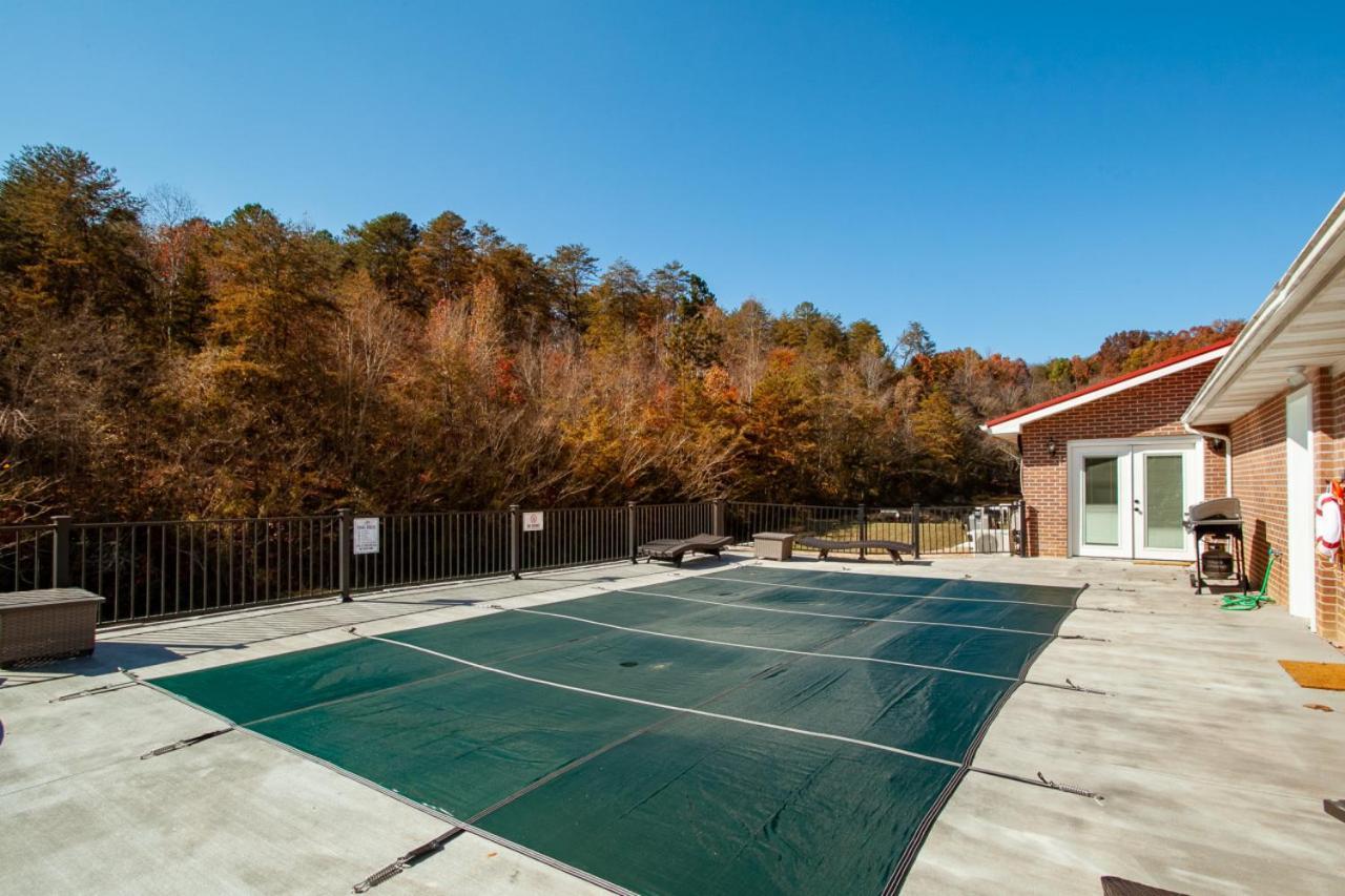 Mountain Breeze Private Pool Hot Tub Games Villa Sevierville Exterior foto